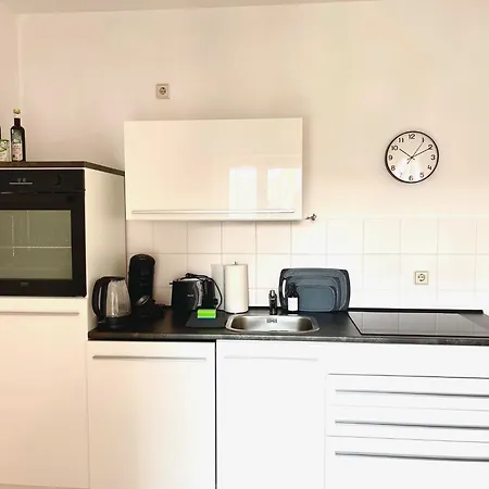 Design Ferienoase Mit Einzelbetten - 2 Schlafzimmer - Waschmaschine - Parkplatz *